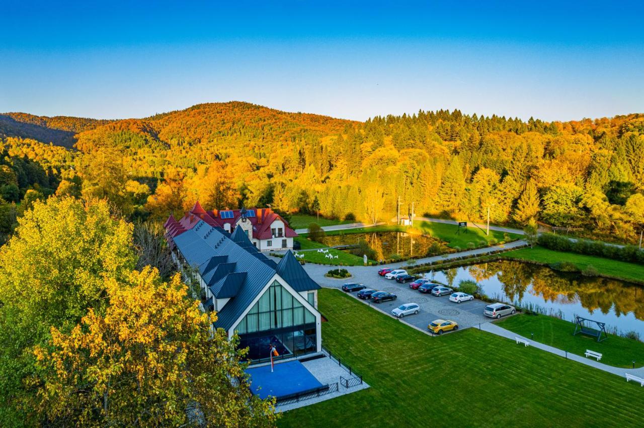 Carynska Resort & Spa Lutowiska Exterior foto